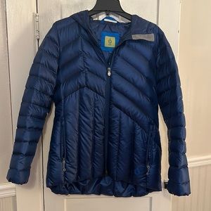 Isis puffer coat